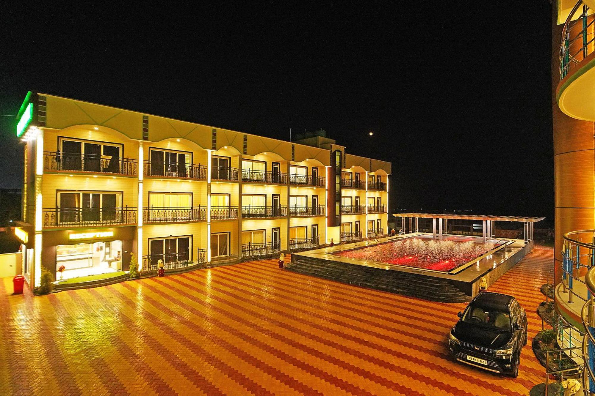 India Beach Resort !! Front Sea View !! Мандармани Экстерьер фото